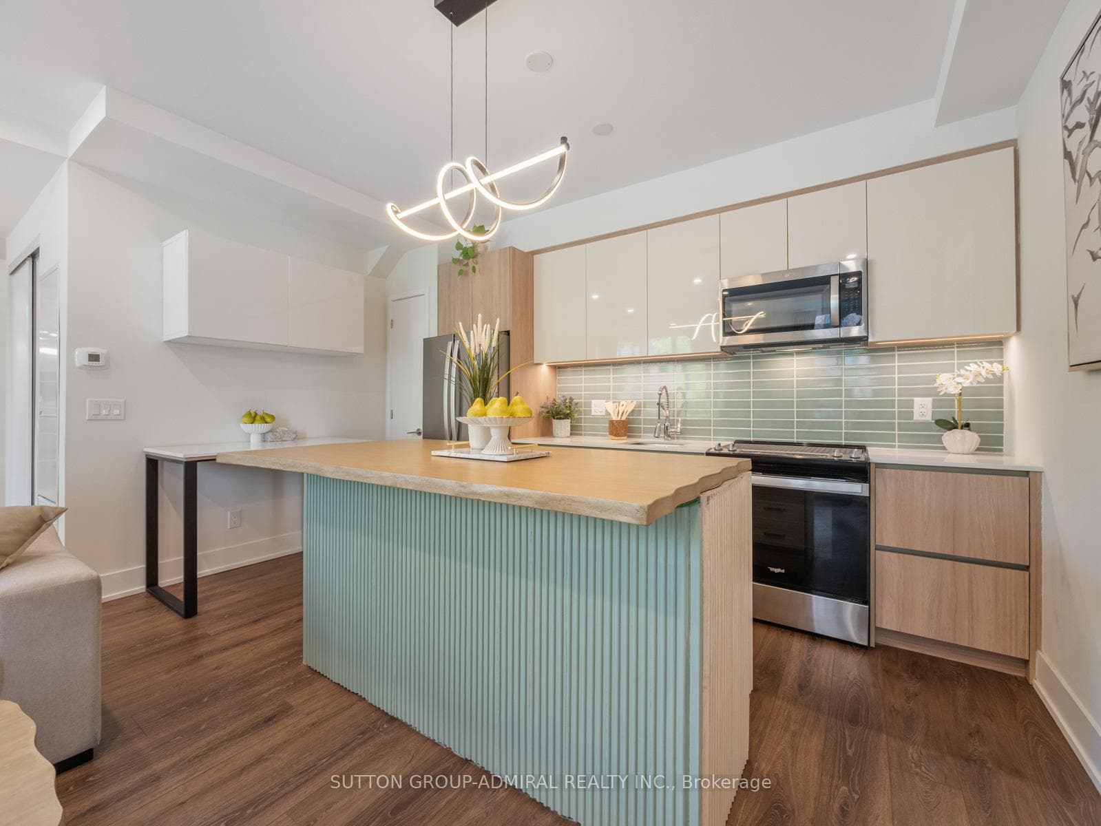 15 Maryport Avenue Unit 108 photo 10