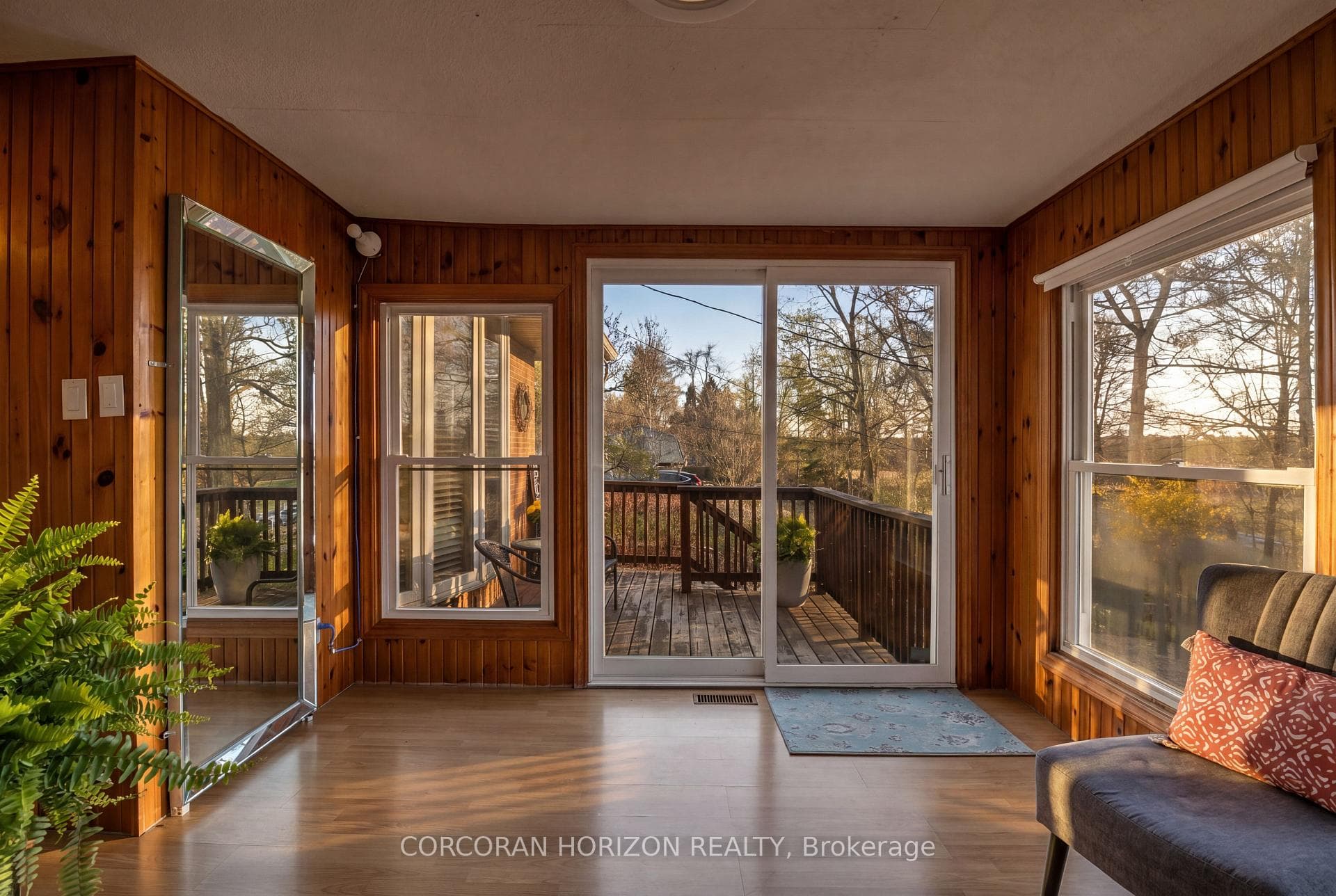 7226 Wellington Road photo 9