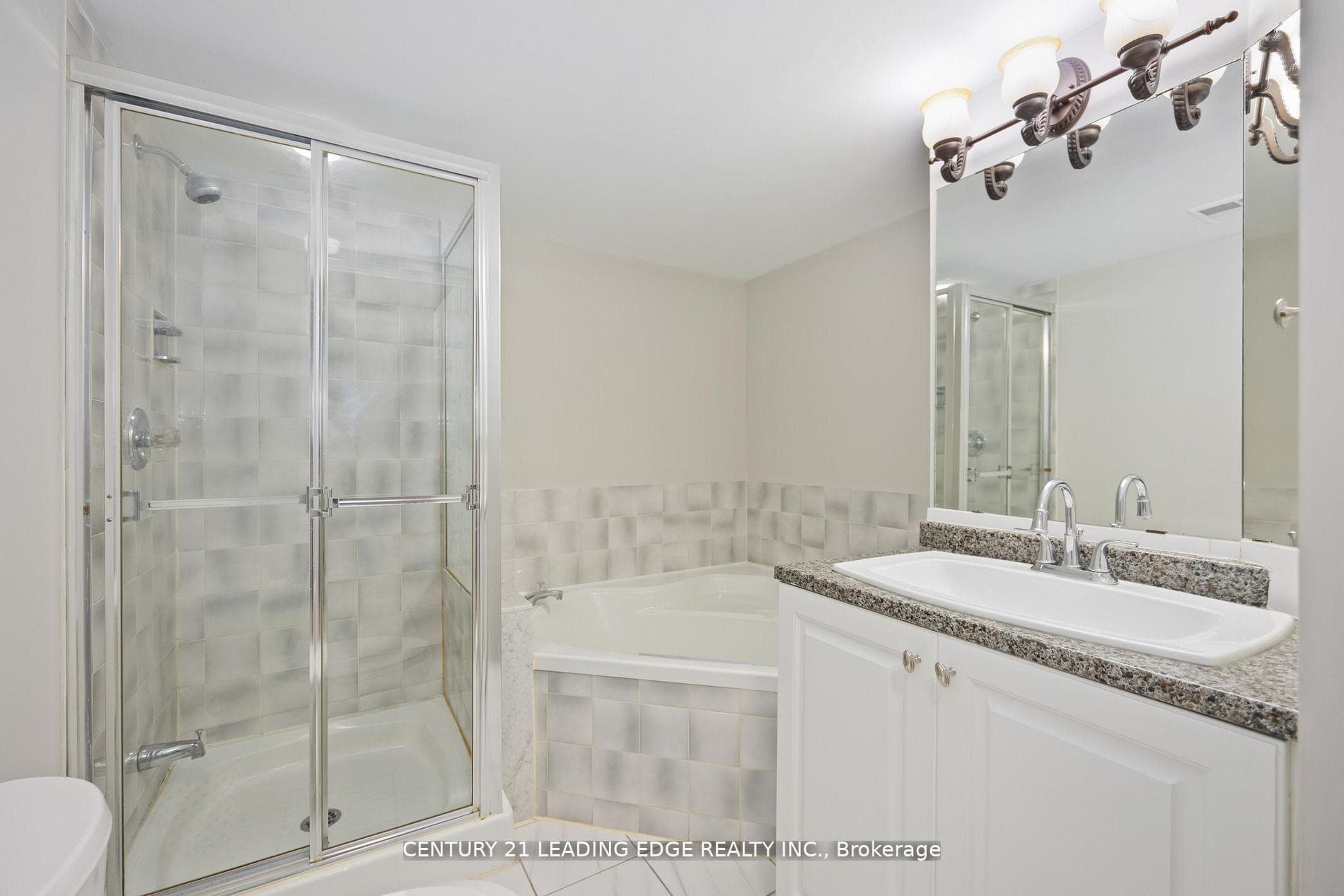 3233 Eglinton Avenue Unit 1001 photo 28