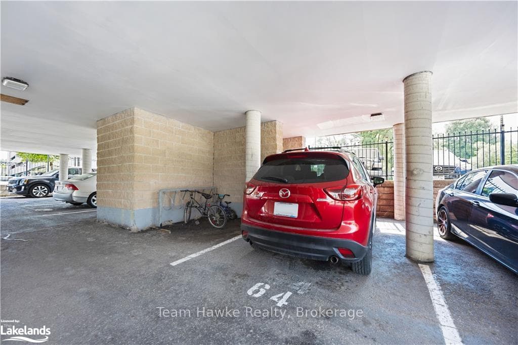 160 WELLINGTON Street Unit 409 photo 27