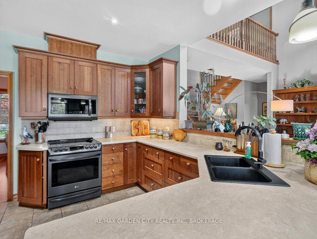 3297 Tallman Drive photo 24