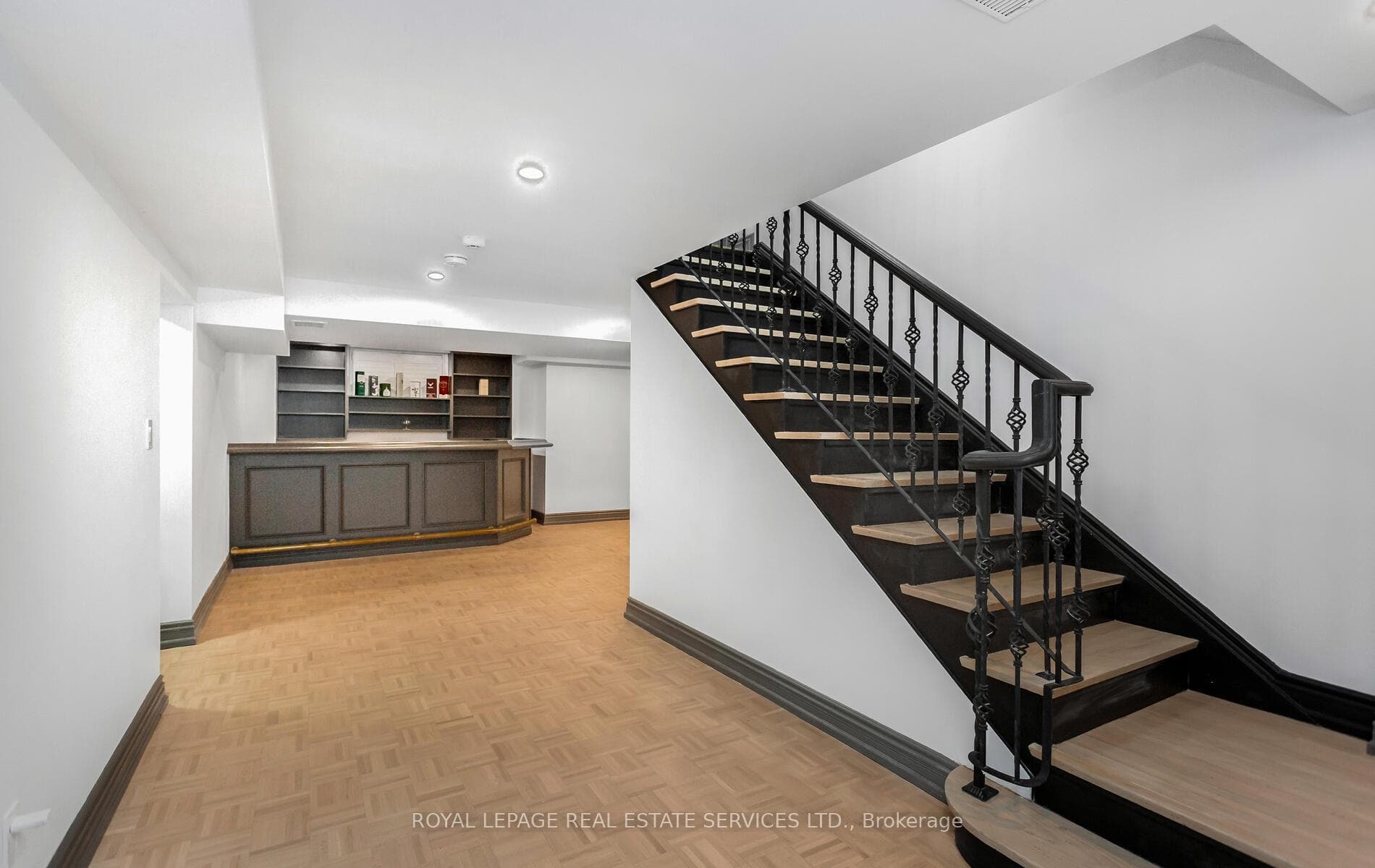 197 The Bridle Path N/A photo 39