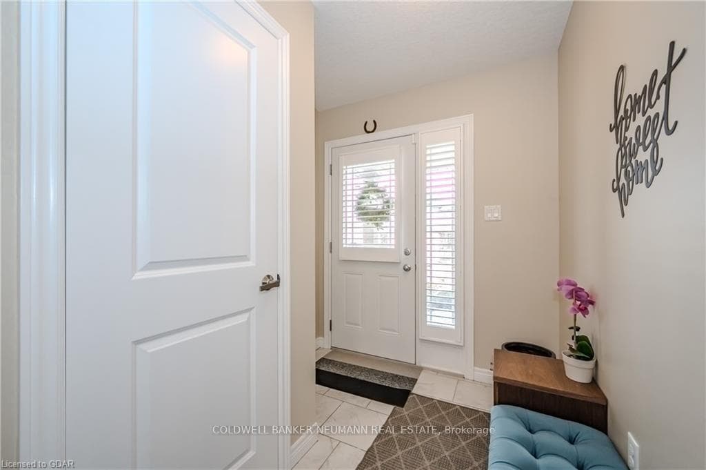 87 Kirvan Drive photo 7