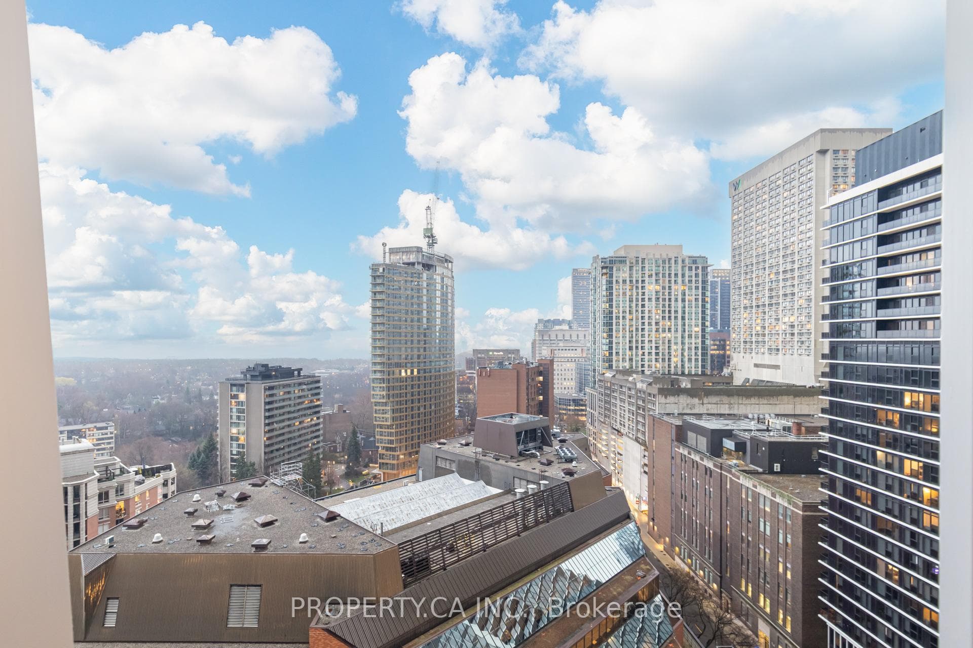 1 Yorkville Avenue Unit 1710 photo 44