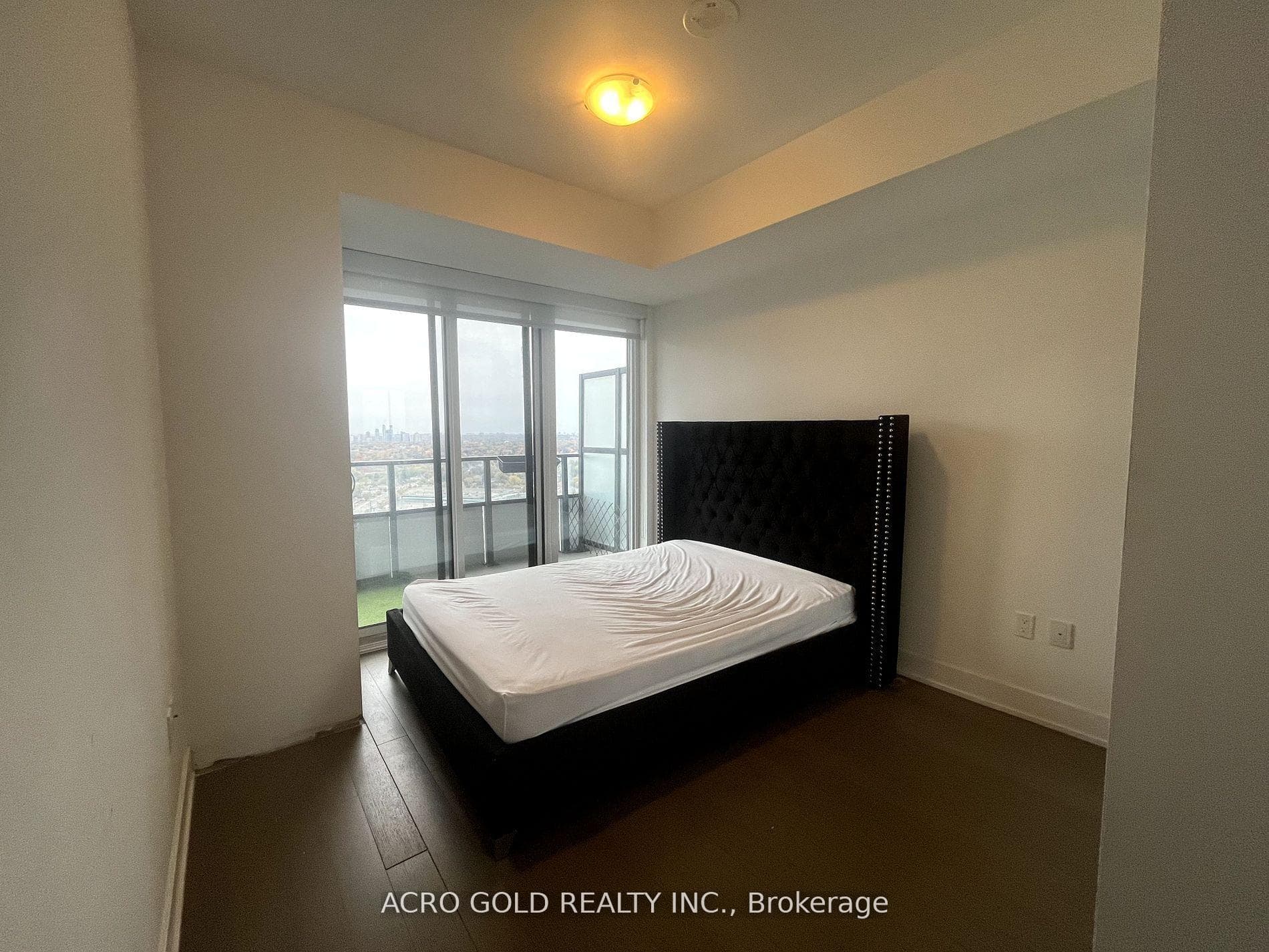 30 Shore Breeze Drive Unit 3412 photo 7