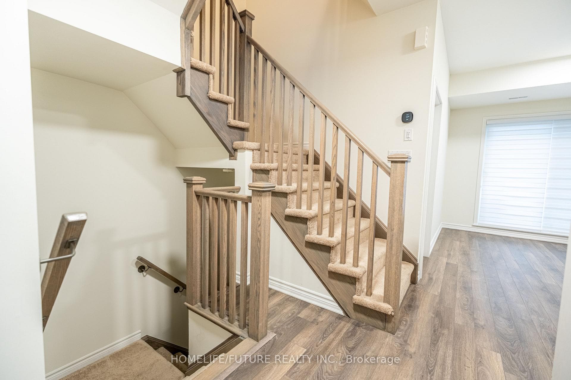 2791 Eglinton Avenue Unit 535 photo 3