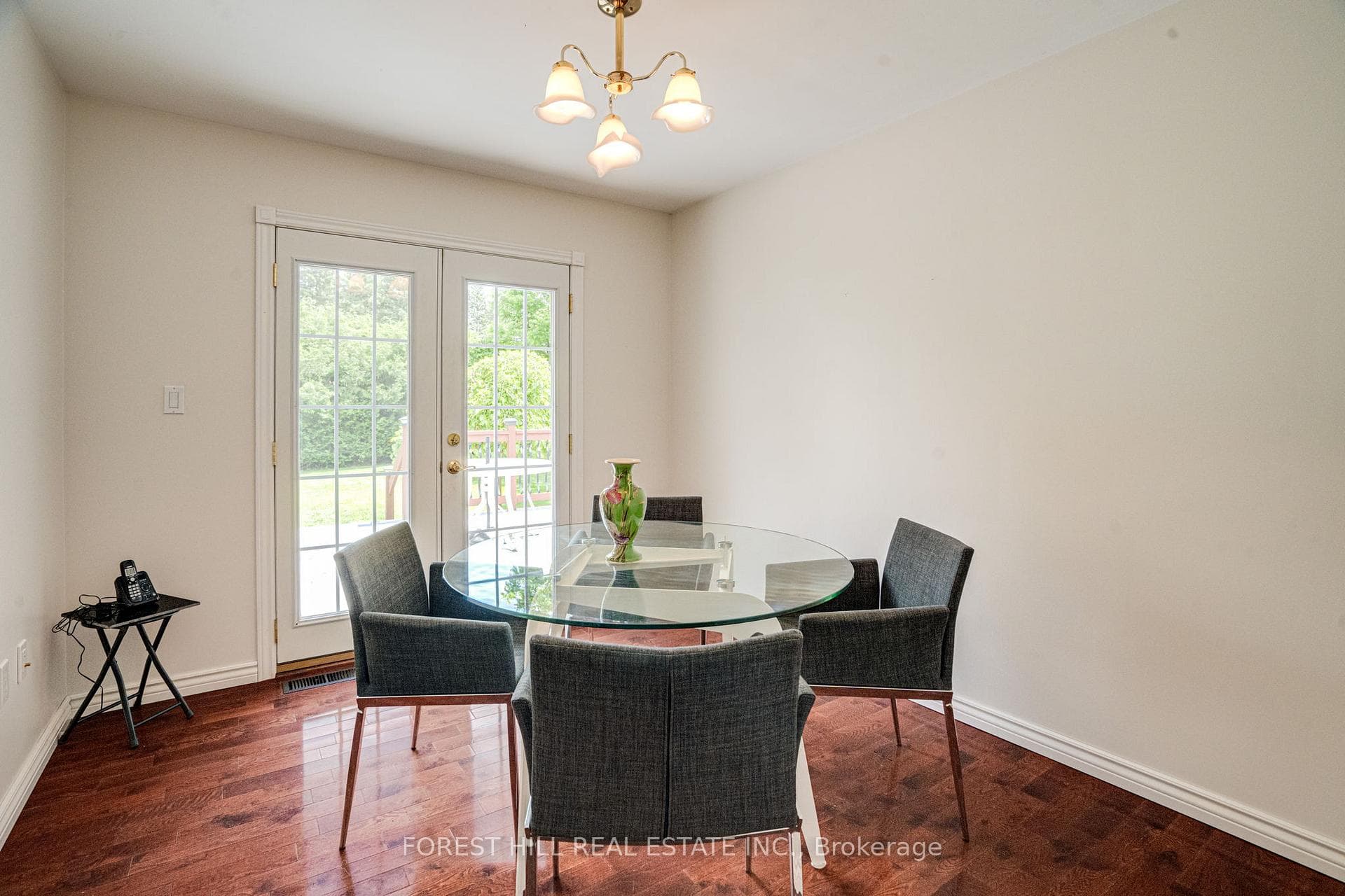 57 Roxborough Road photo 23