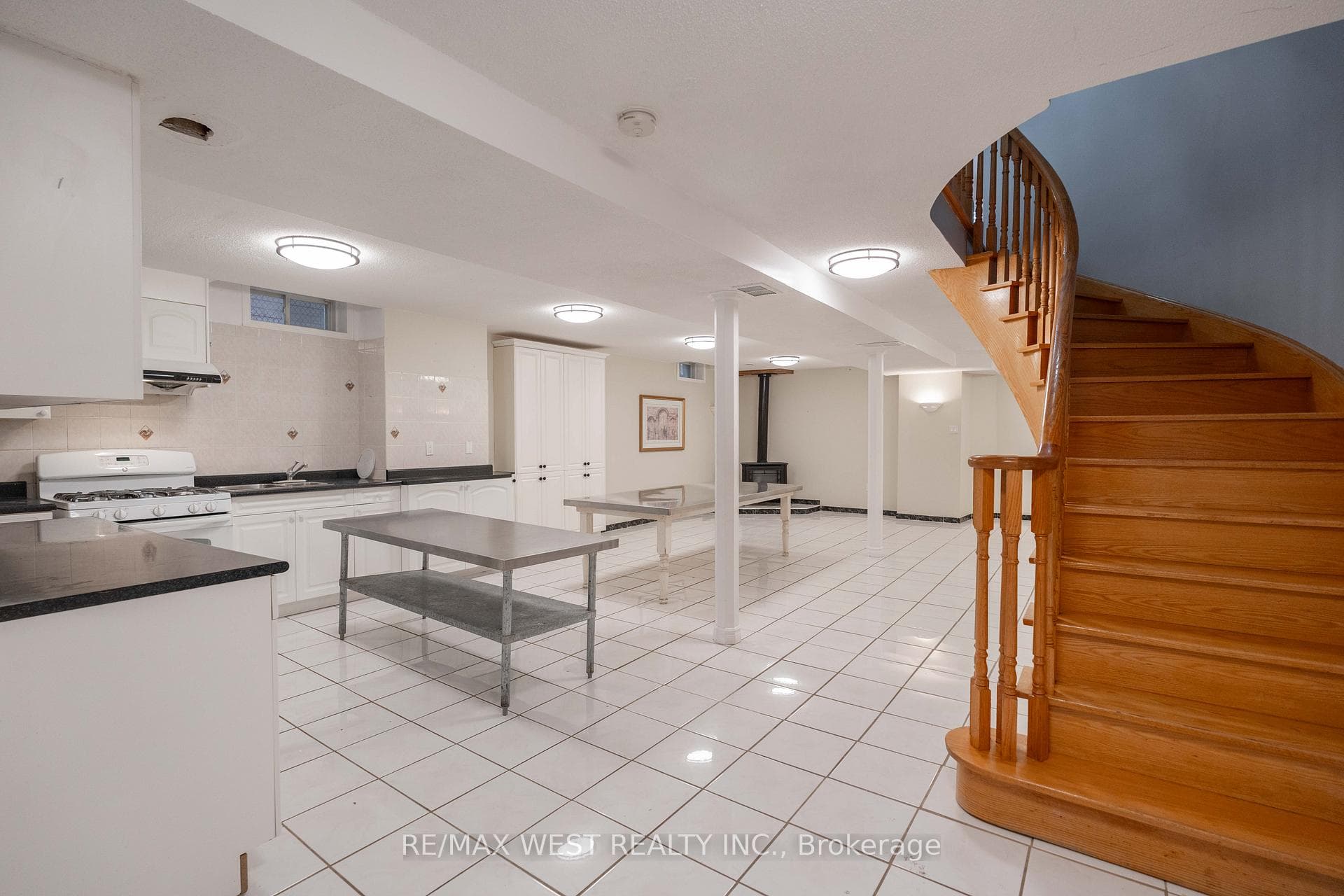 9 Sprucelands Avenue photo 29