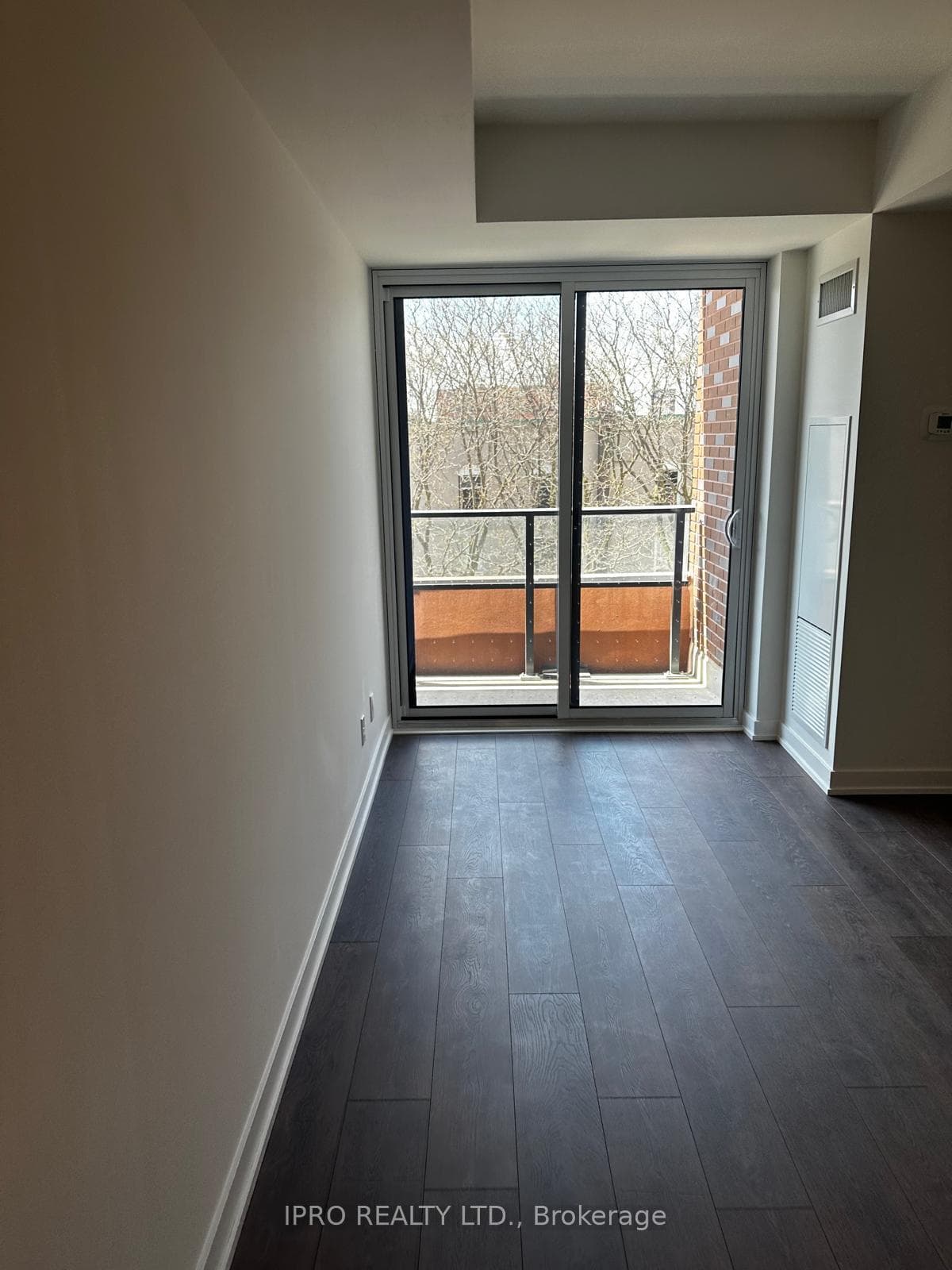 5 Lakeview Avenue Unit 411 photo 7