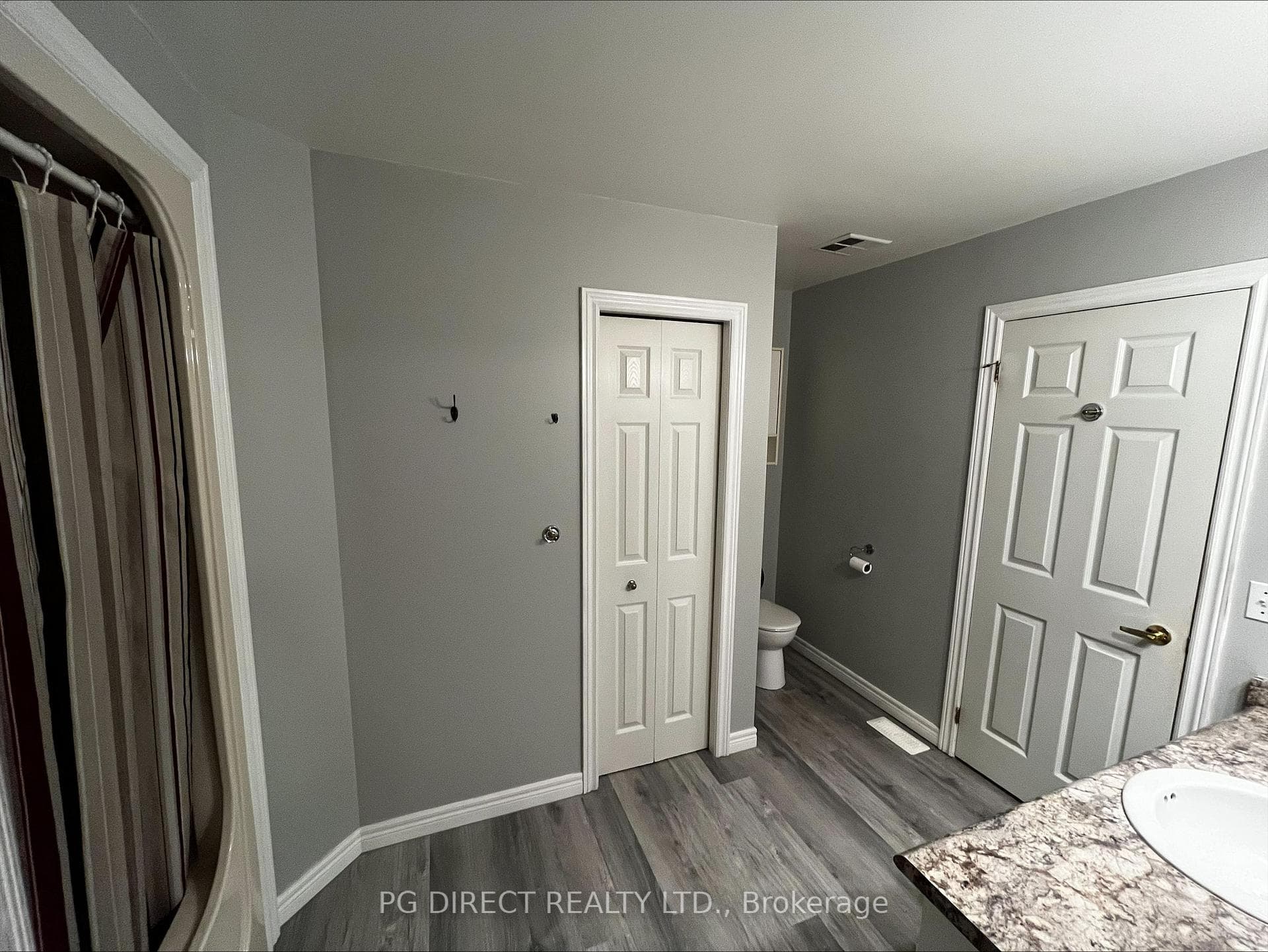 844 Cottage Grove Avenue photo 9