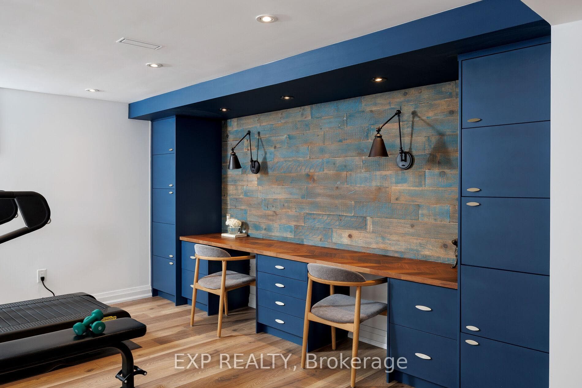 870 Royal York Road photo 41