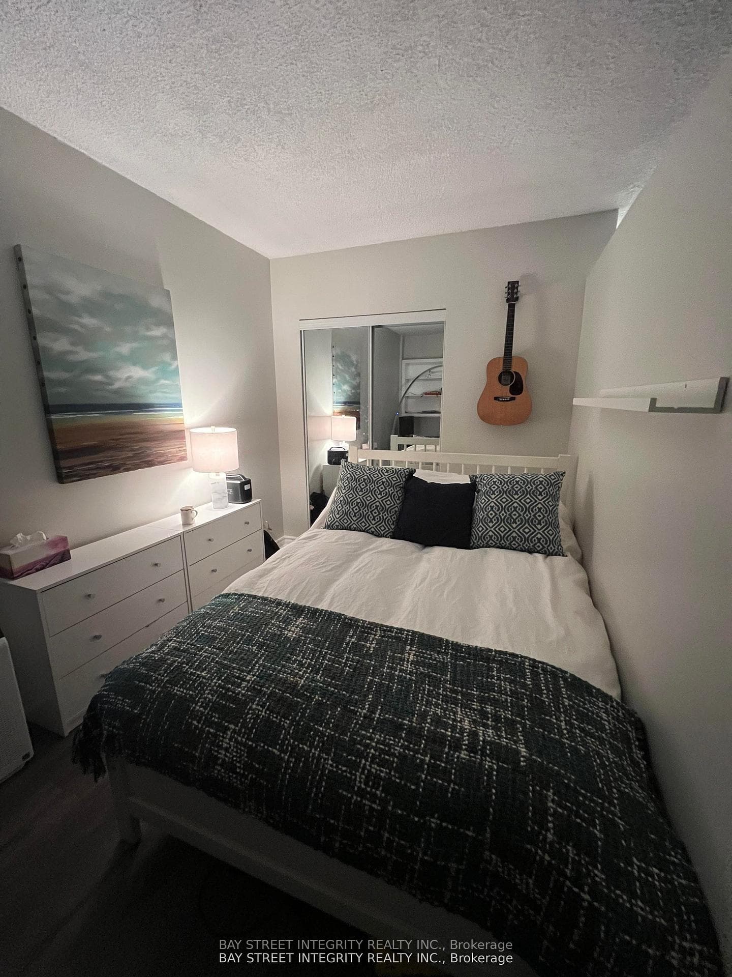 33 Harbour Square Unit 3013 photo 2