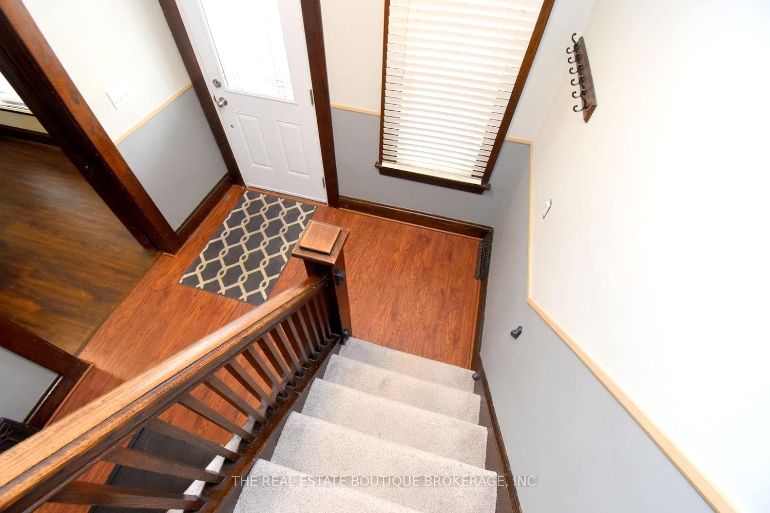 82 Somerset Avenue photo 9