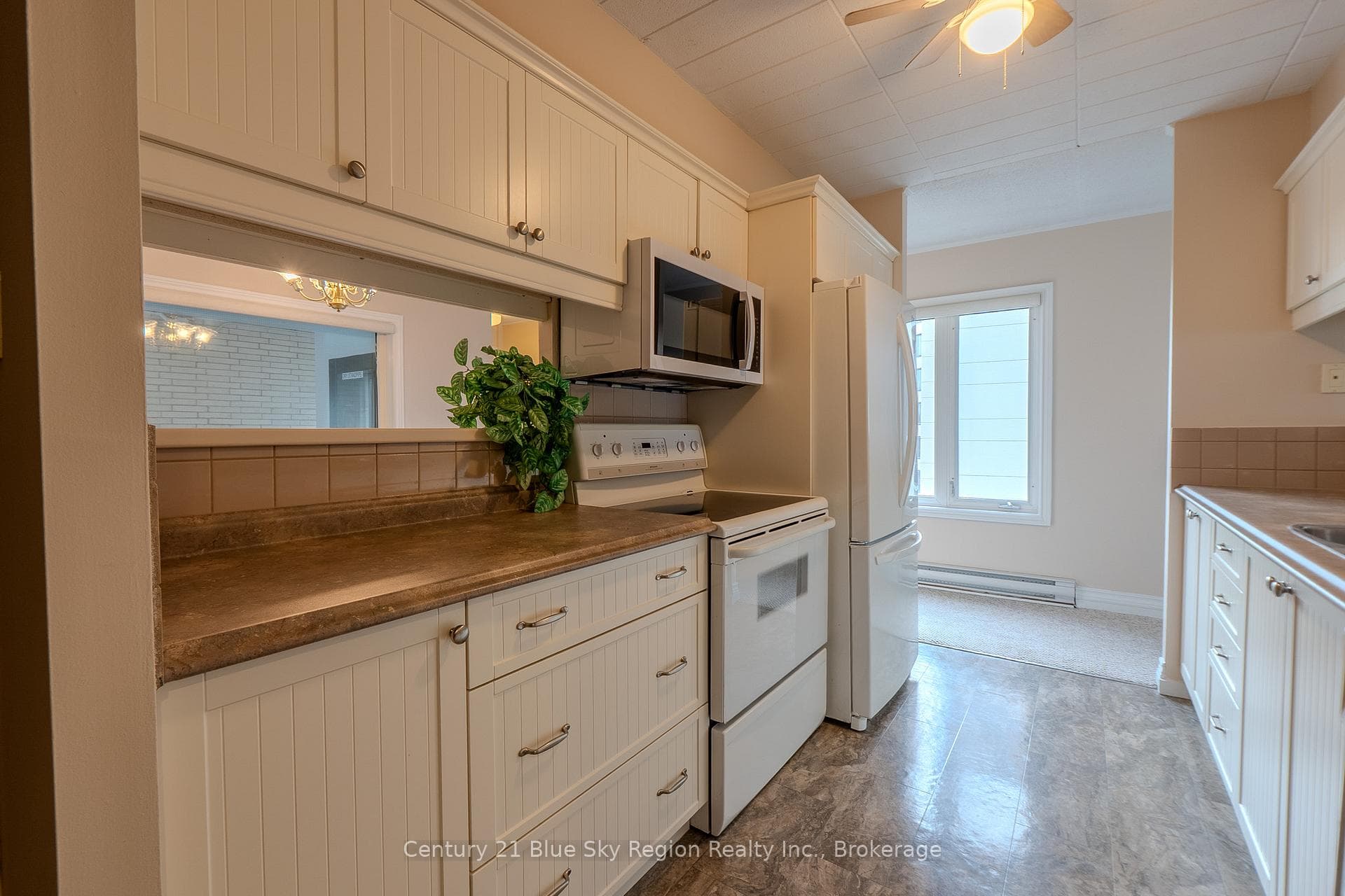 425 William Street Unit 401 photo 24