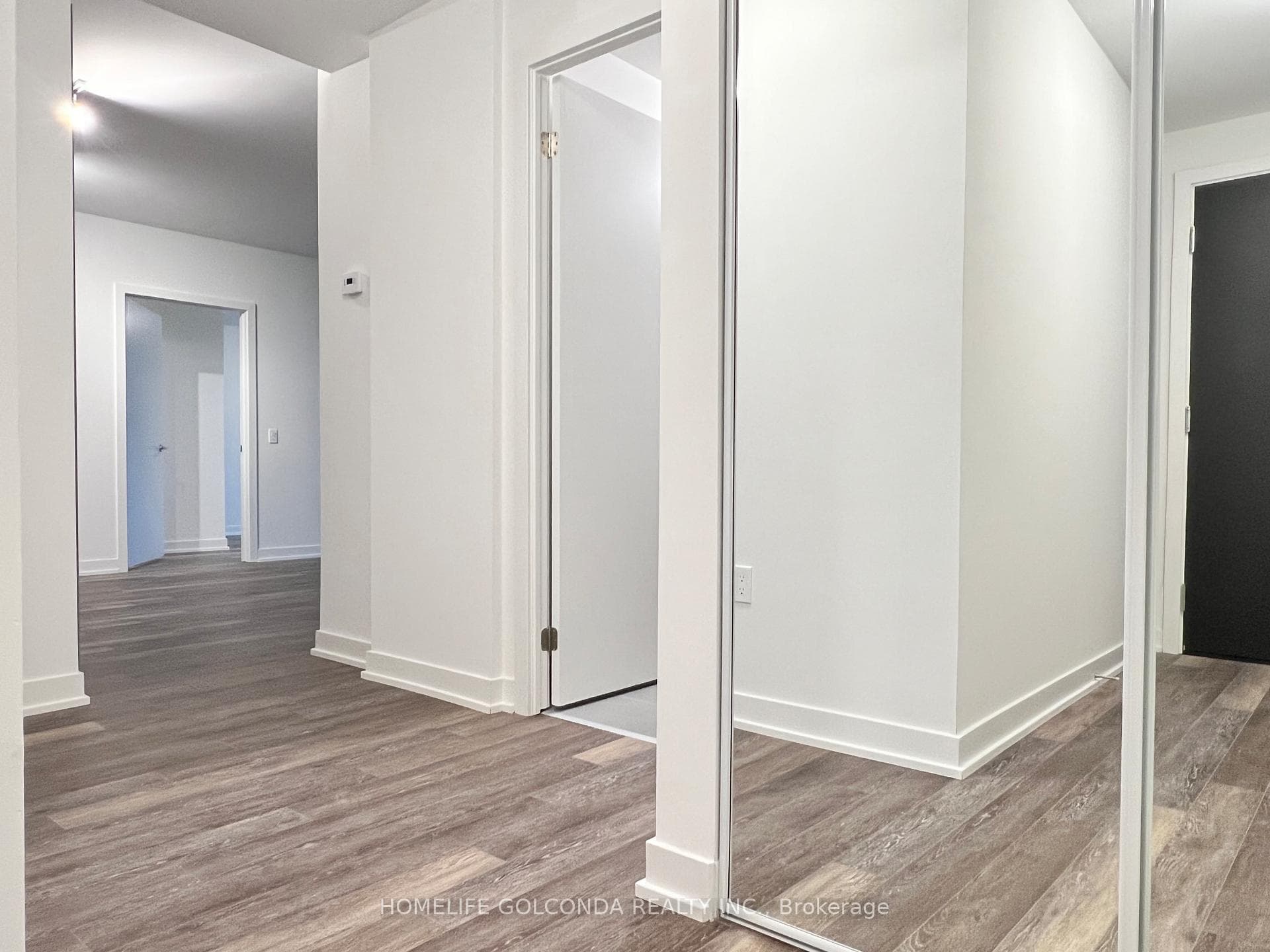 250 Lawrence Avenue Unit 708 photo 12