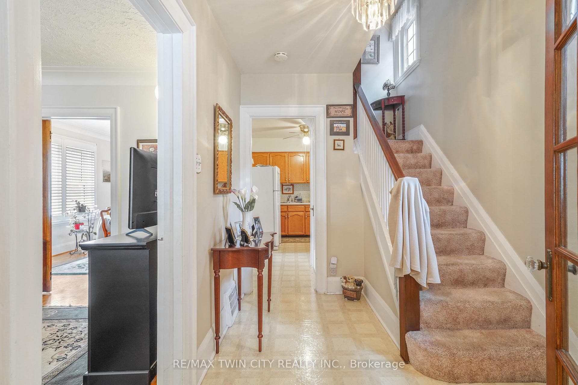 120 Alfred Street photo 8
