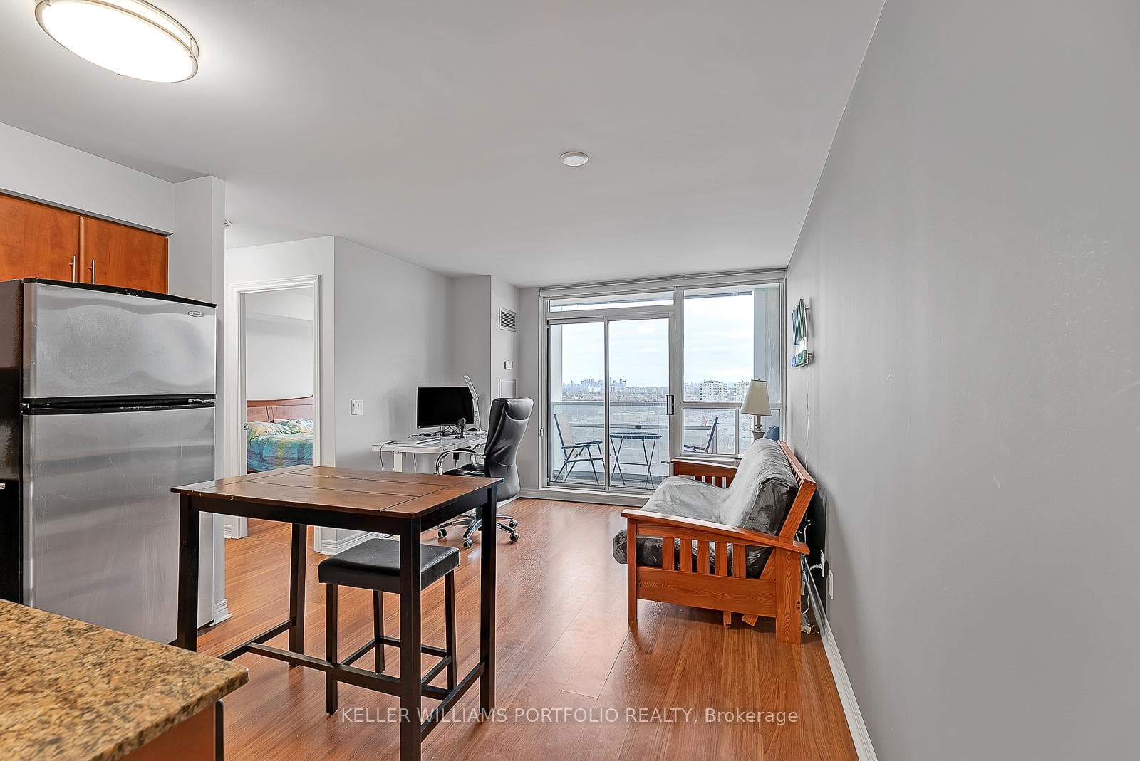15 North Park Road Unit 1417 photo 6