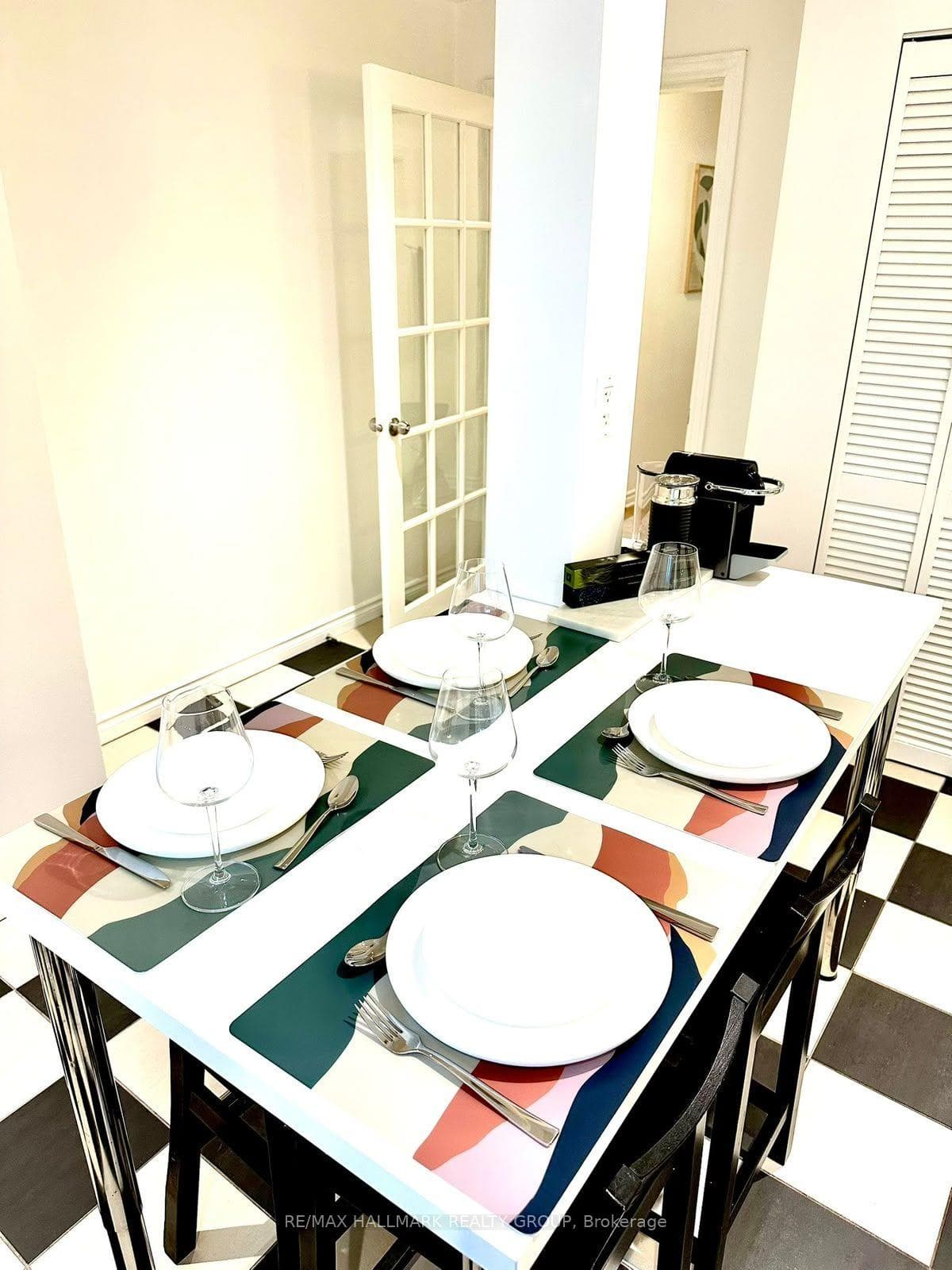 34 Lavergne Street Unit 1 photo 8