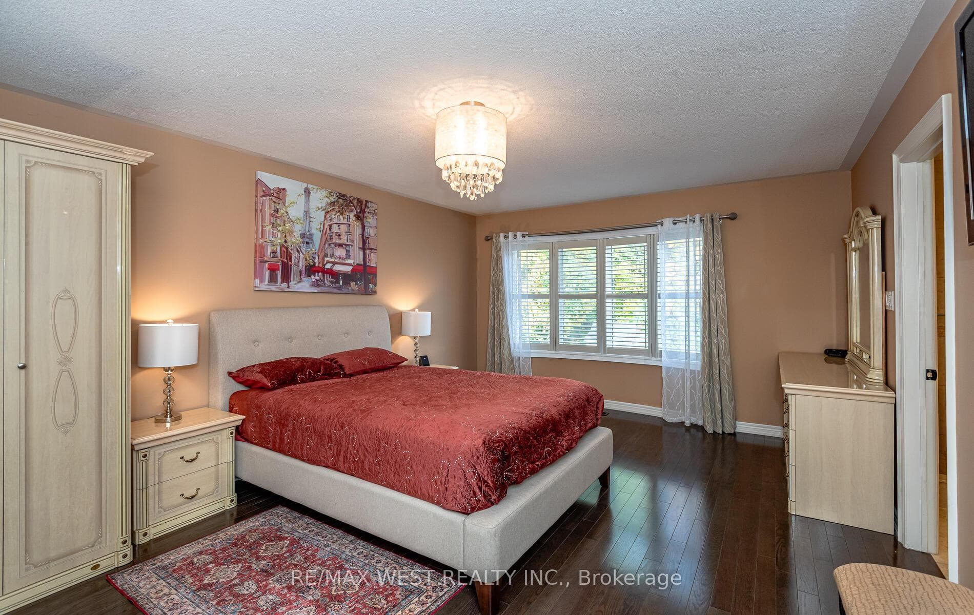 8 Carriage House Circle photo 19