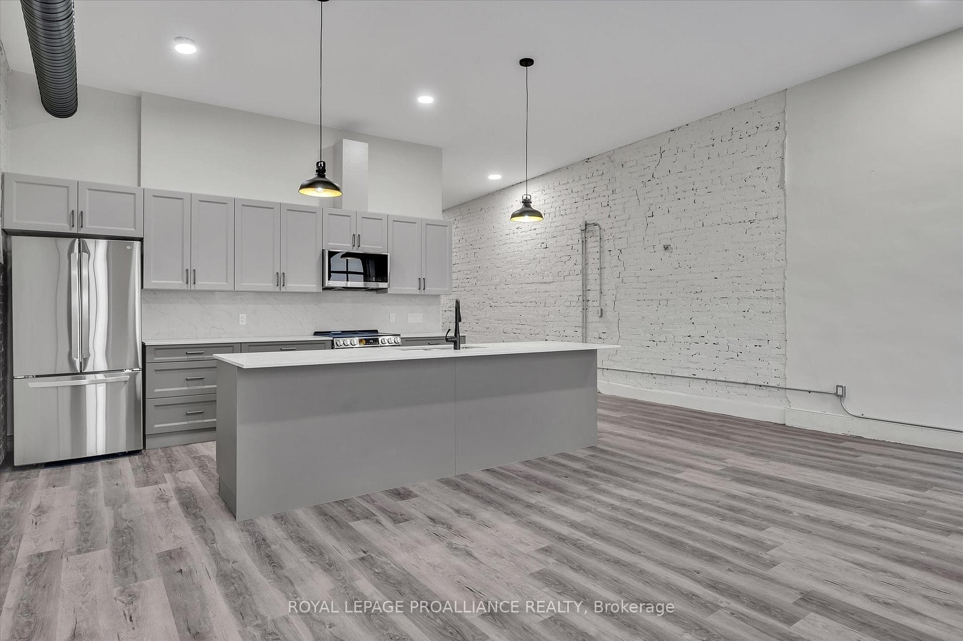 380 George Street Unit 2A photo 3