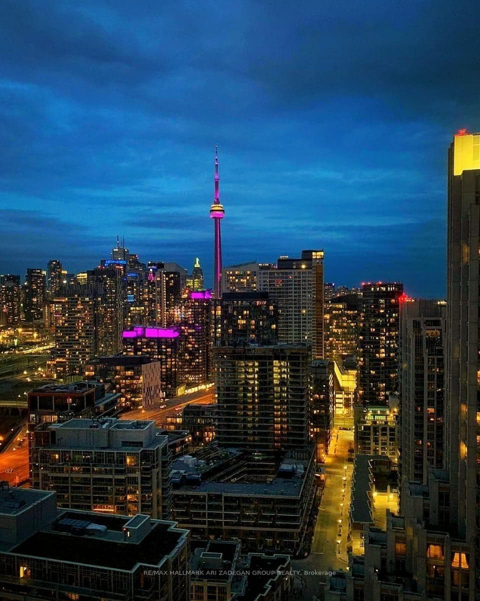 215 Fort York Boulevard Unit 3301 photo 22