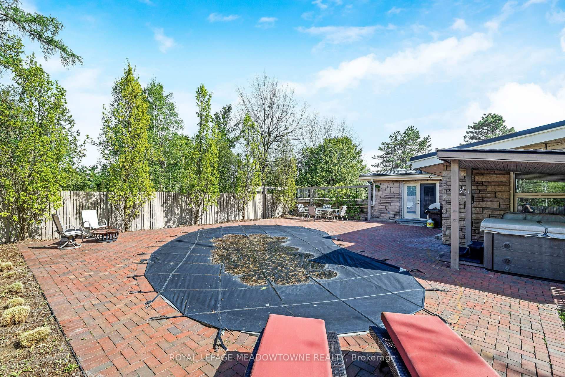 8988 Halton Erin Townline photo 36