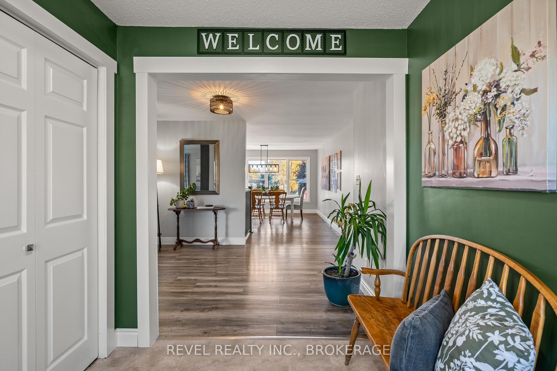 2089 Sunbury Road photo 5
