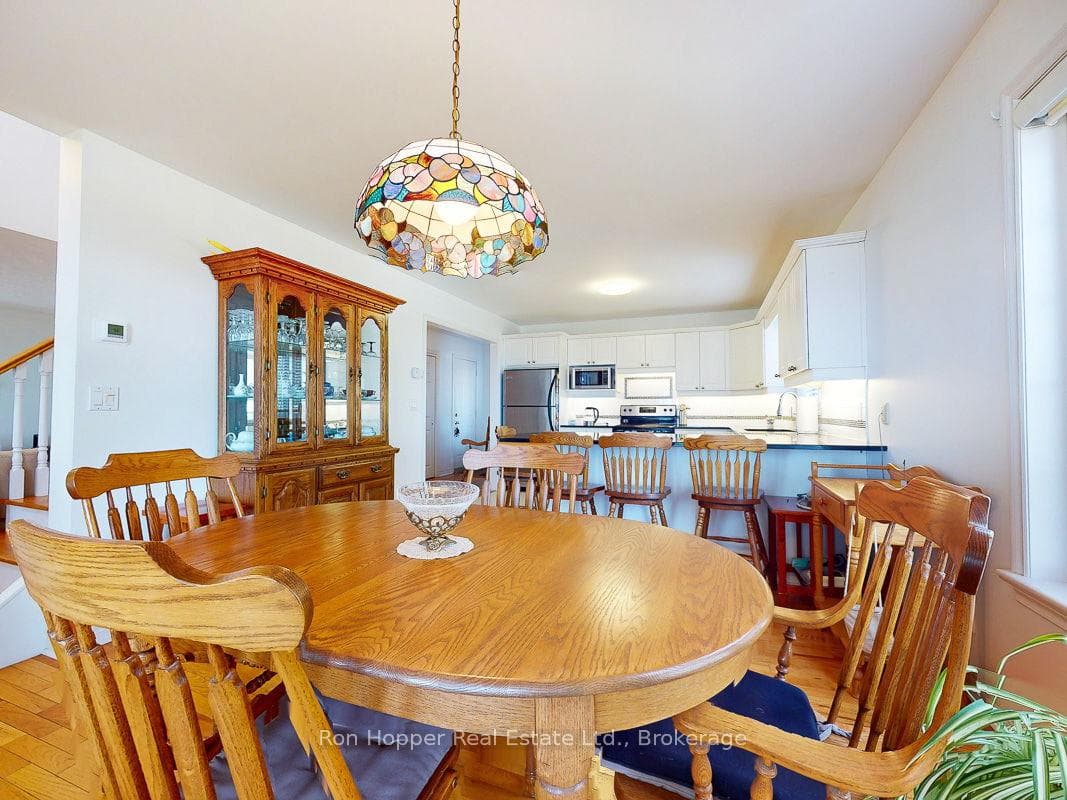 110 Cottage Lane photo 19