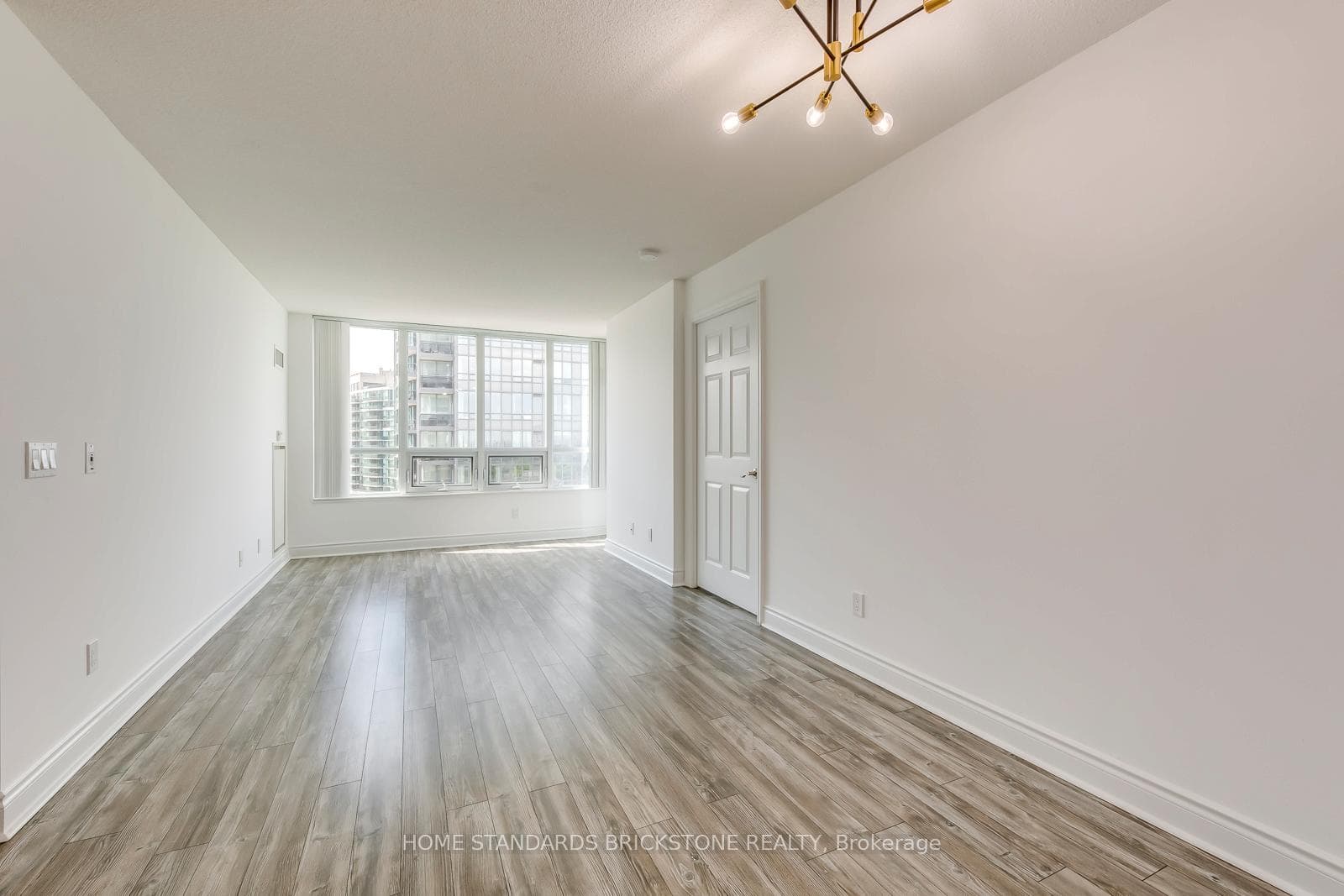 25 Greenview Avenue Unit 1527 photo 17