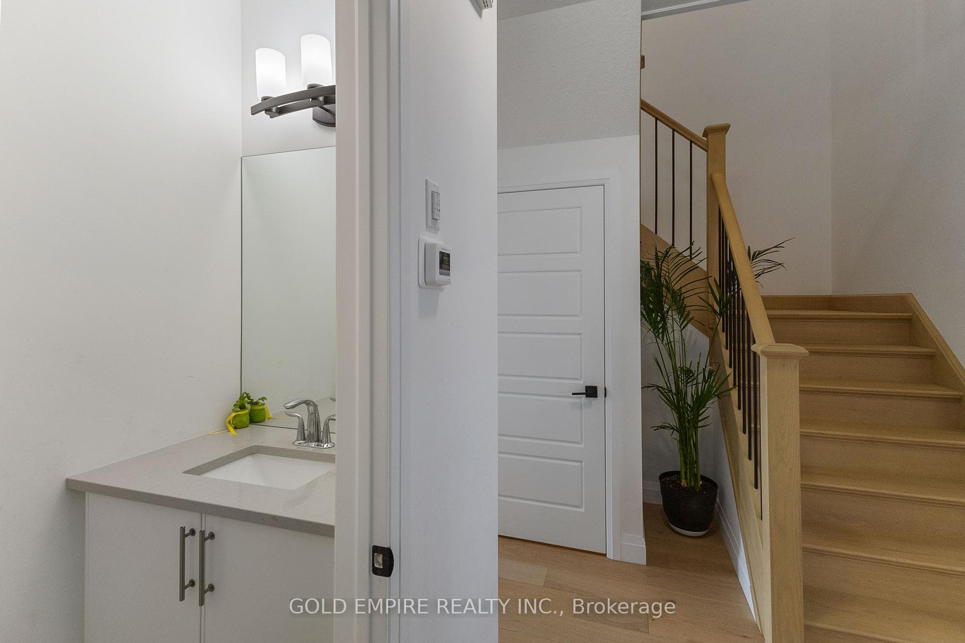 129 BASIL Crescent photo 23