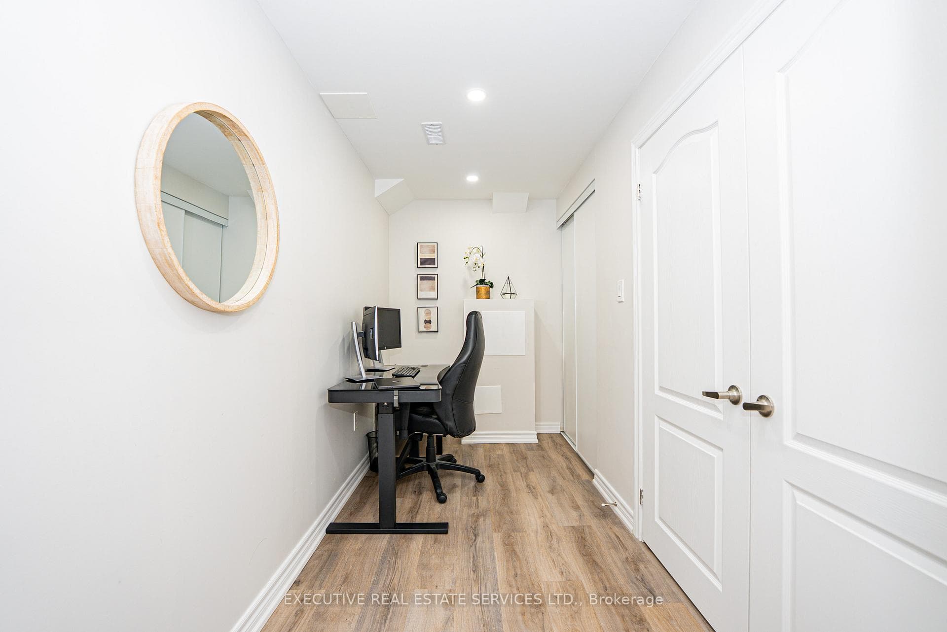 51 CHISWICK Avenue photo 40