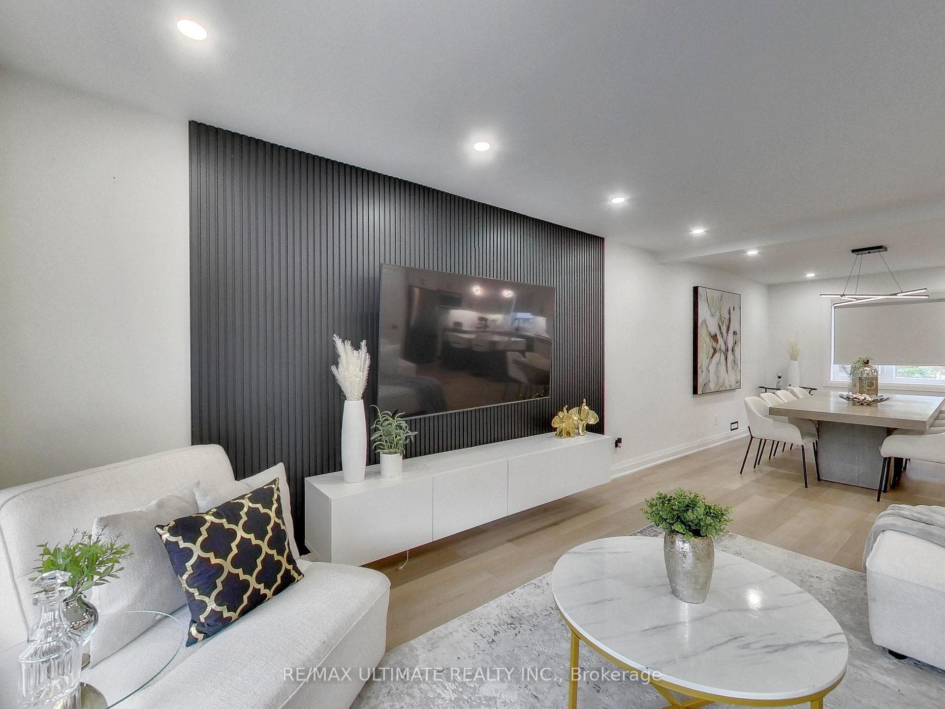 11 Blandorman Road photo 8