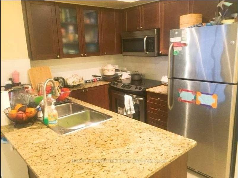 761 Bay Street Unit 2705 photo 4