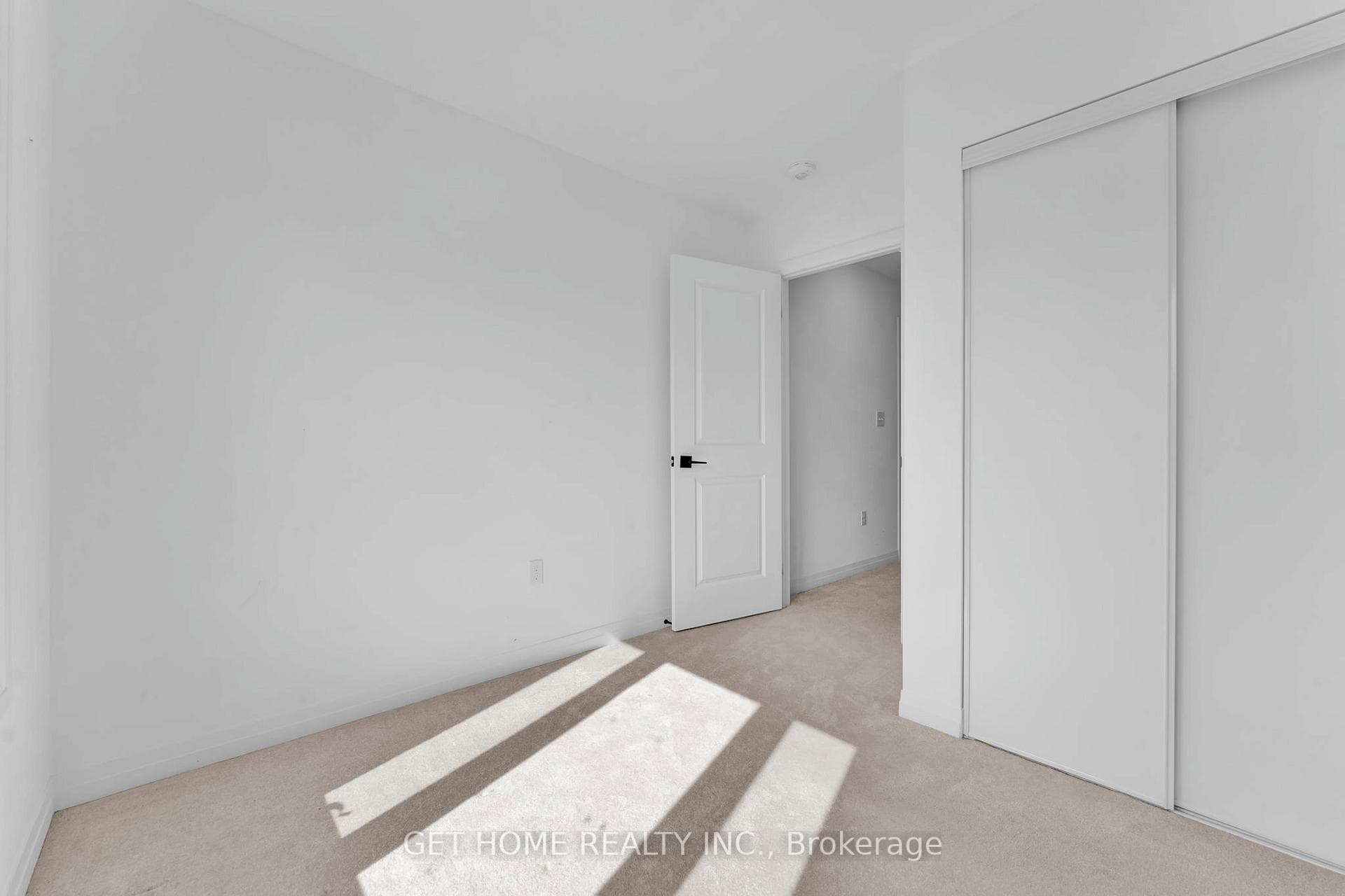 158 Gateland Drive photo 24