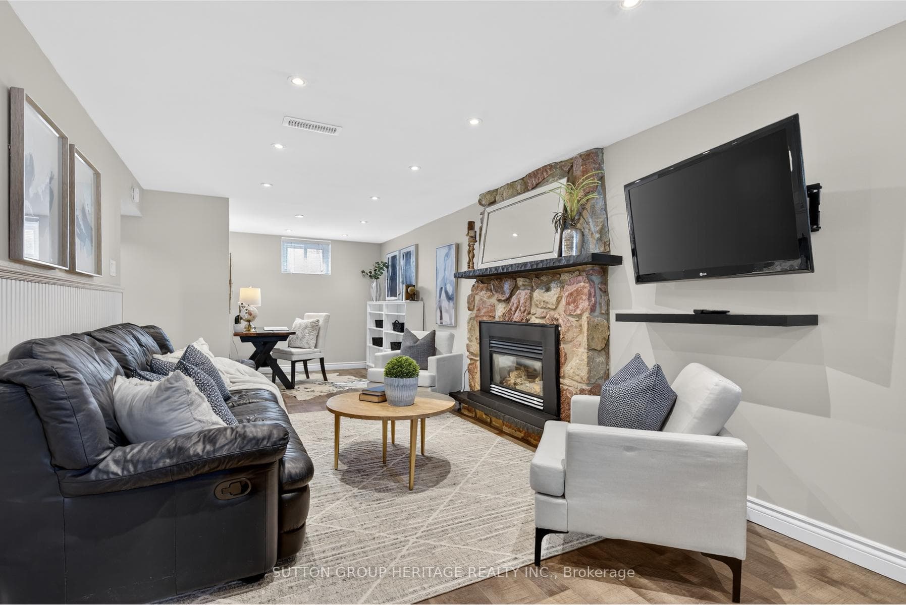 762 Clifton Drive photo 37