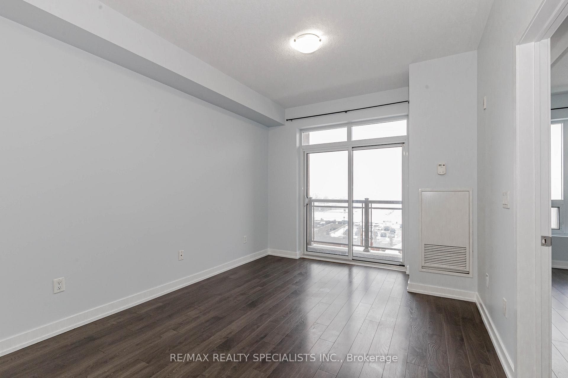 2486 OLD BRONTE Road Unit 616 photo 20