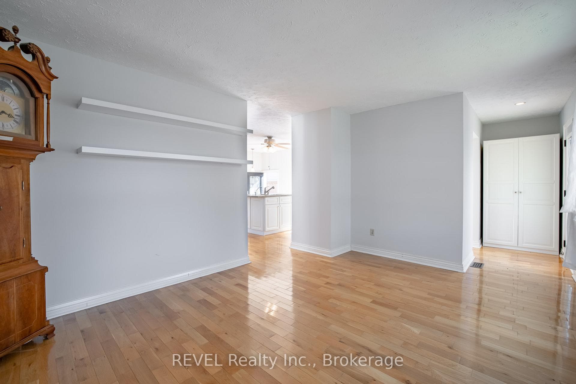 7777 Ethel Street photo 12