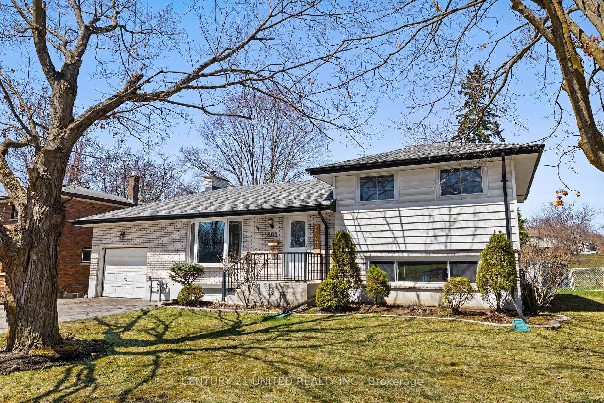 805 Highland Court photo 1