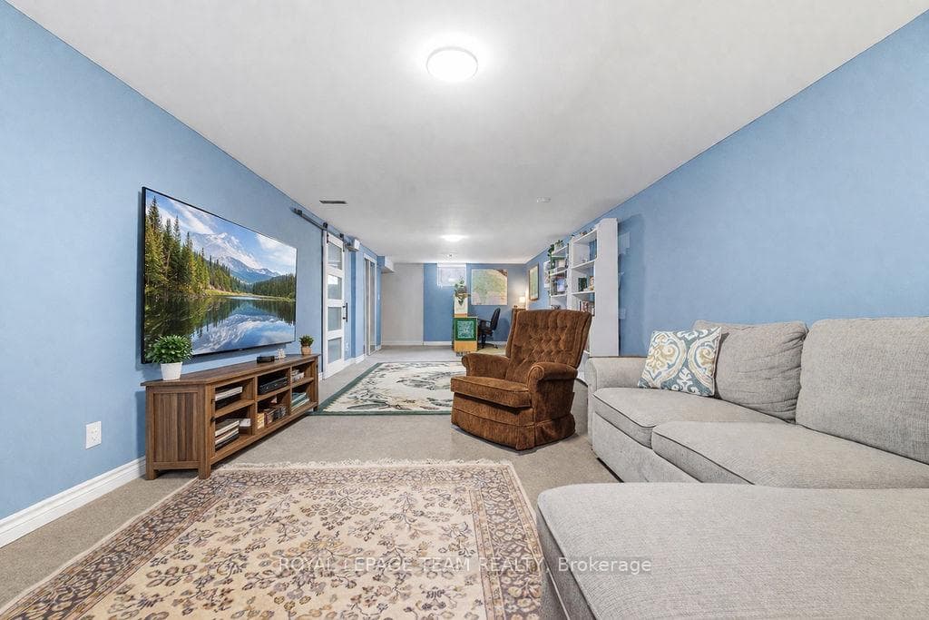 285 Foymount Road photo 25