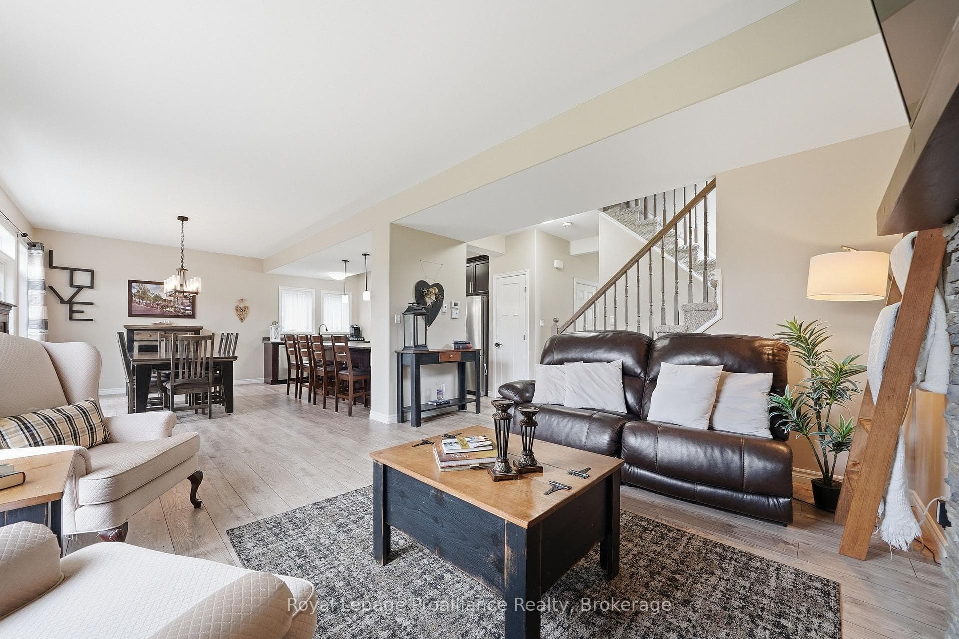 38 Redwood Drive photo 10