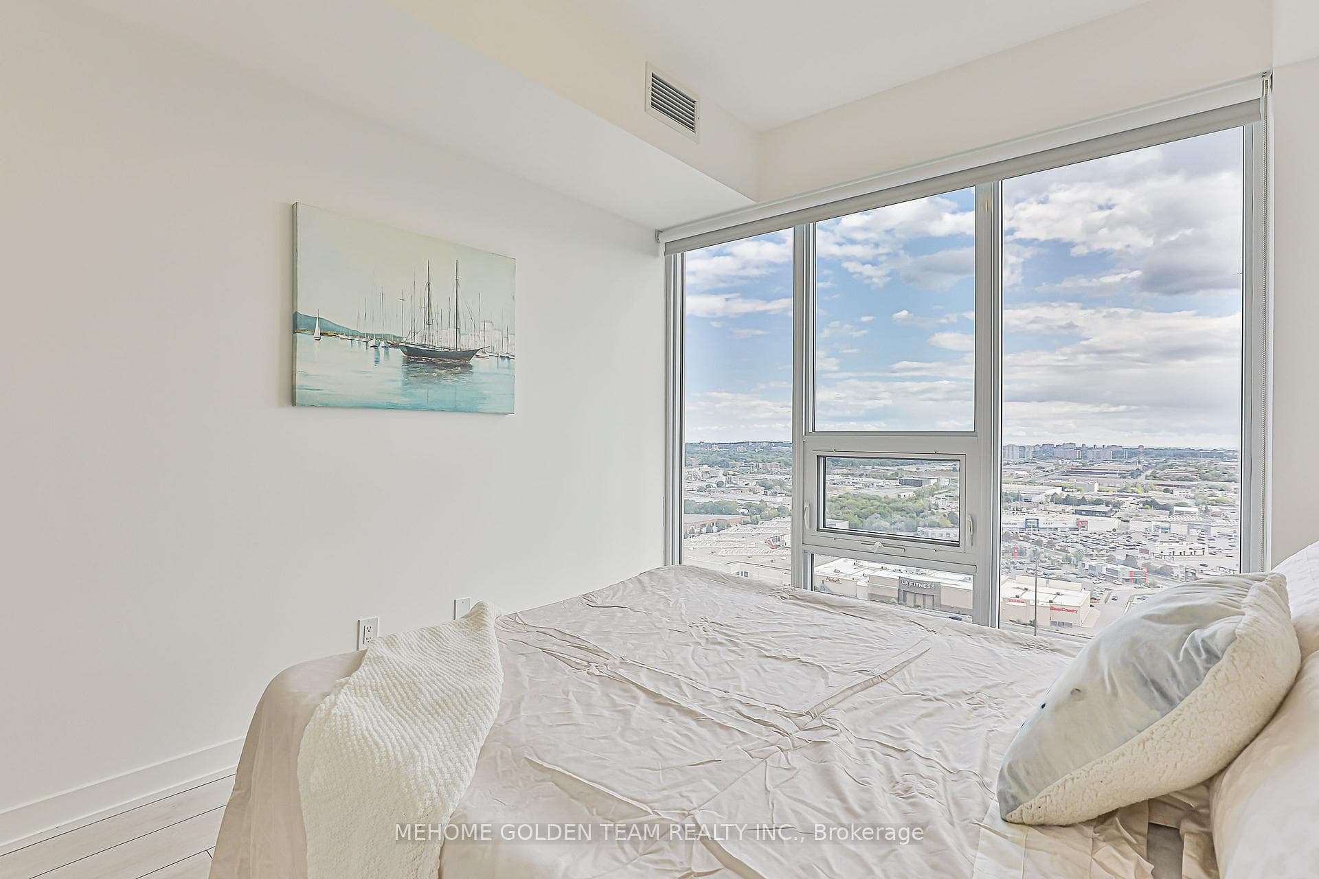 2033 Kennedy Road Unit 2808 photo 18