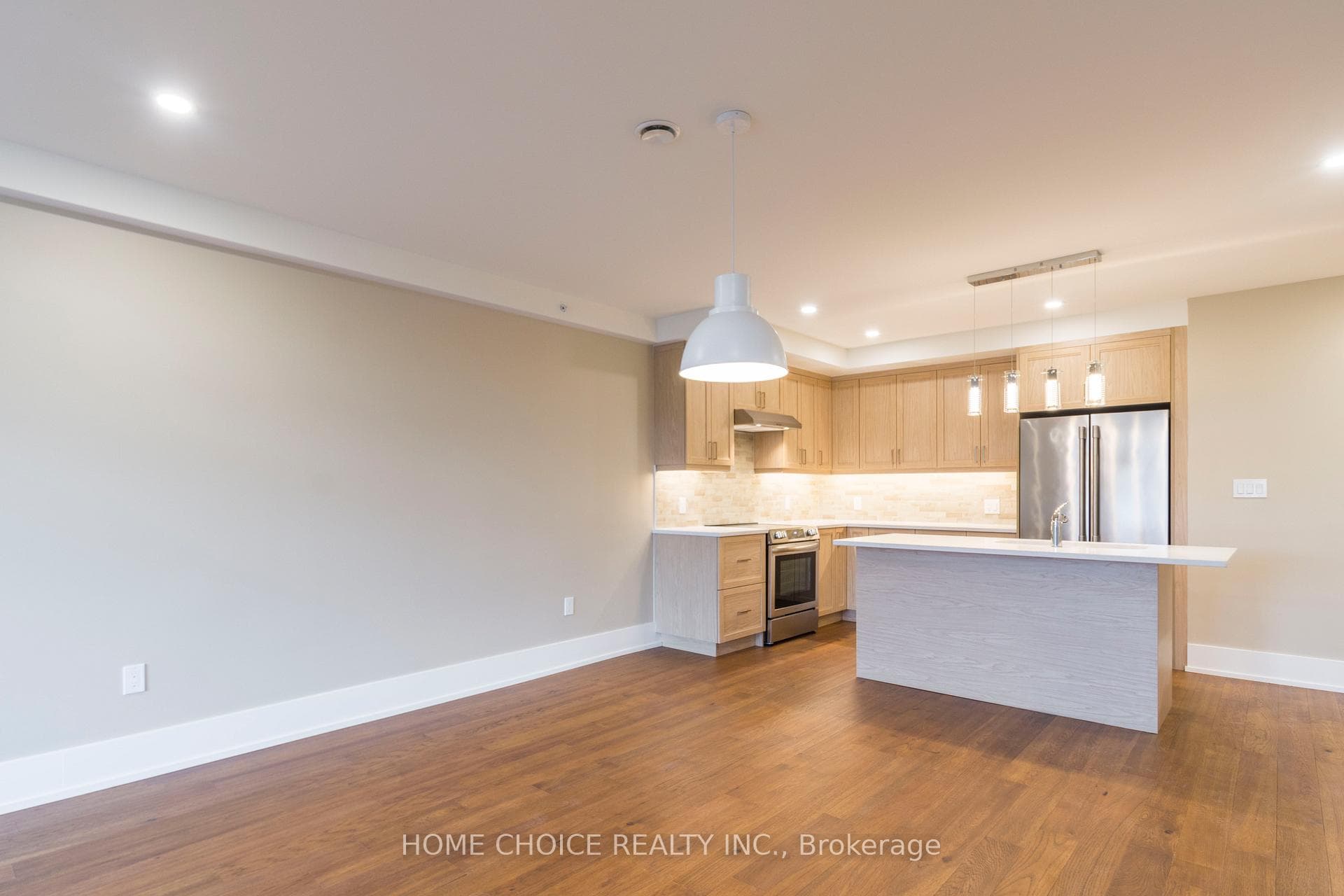 17 Cleave Avenue Unit 506 photo 6