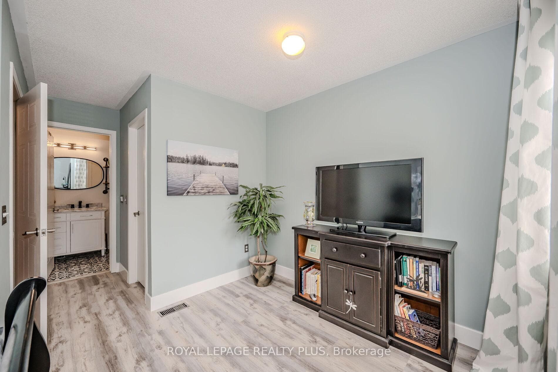 2088 Leanne Boulevard Unit 27 photo 19