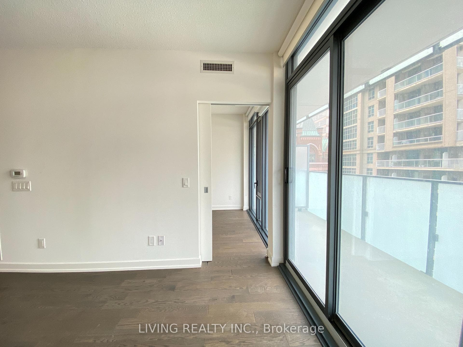 25 Richmond Street Unit 716 photo 15