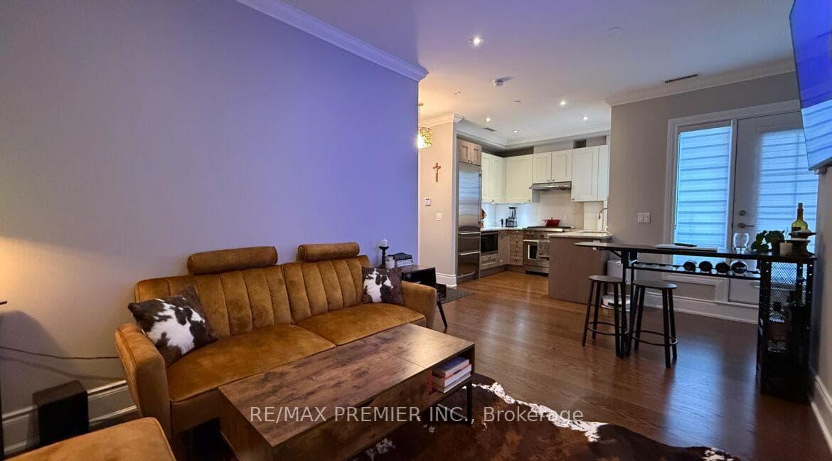 10360 Islington Avenue Unit 212 photo 7