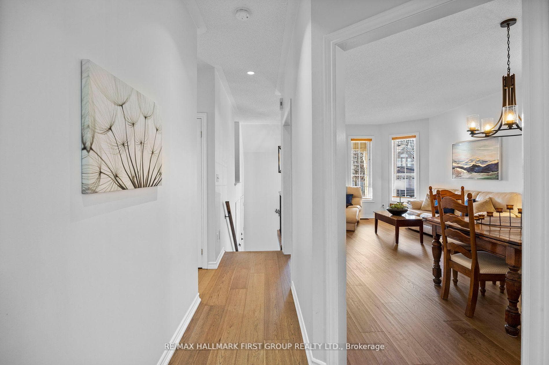 7 Inverary Court photo 7