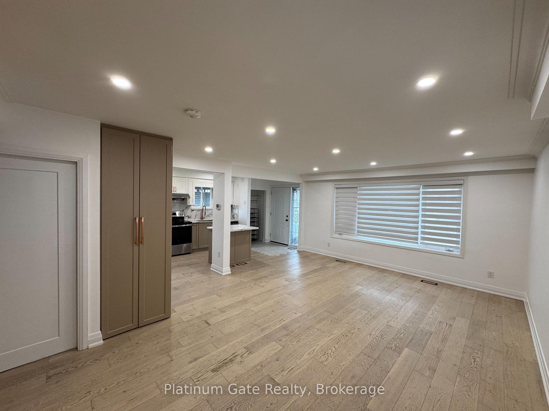 288 Jeffcoat Drive photo 3