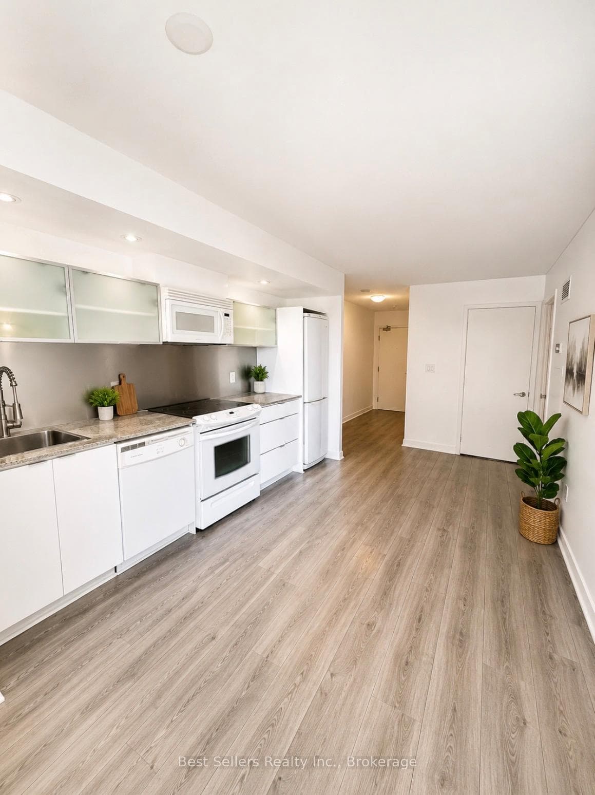 4000 Spadina Avenue Unit 1001 photo 5