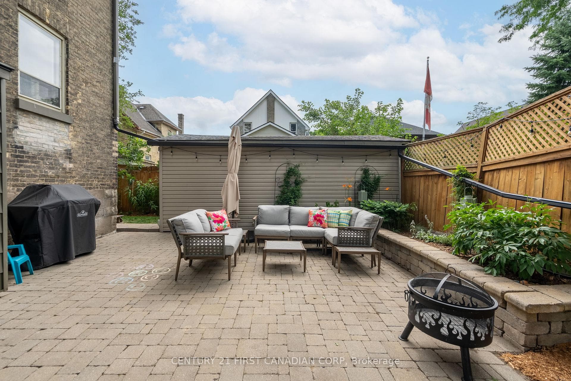 754 LORNE Avenue photo 39