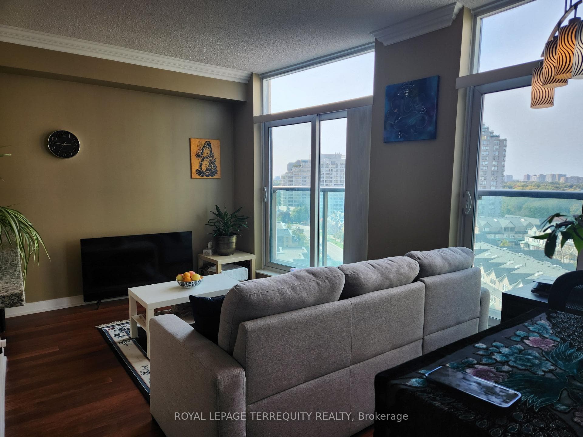 238 Bonis Avenue Unit 1223 photo 4